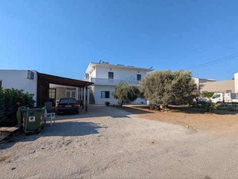 Property building, Day