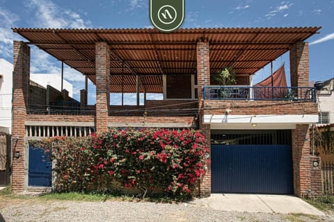 Property building, Day