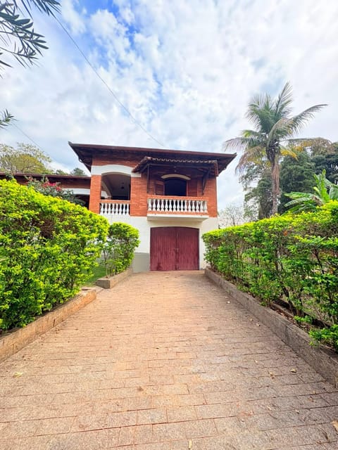 Property building, Day, Garden, Garden view