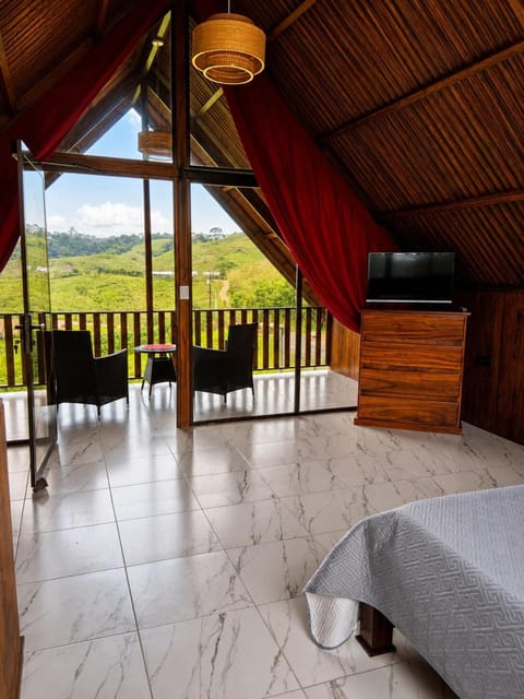 Balcony/Terrace, Balcony/Terrace, Photo of the whole room, Mountain view