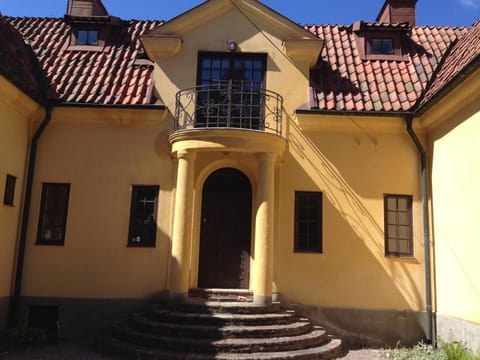Property building, Facade/entrance