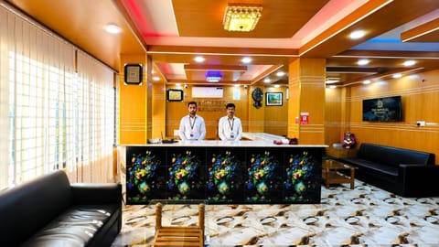 Communal lounge/ TV room, Lobby or reception