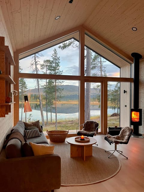 Natural landscape, Living room, Seating area, Evening entertainment, Evening entertainment, Mountain view, Mountain view, Time of day