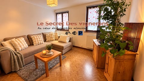 Toilet, Property building, Spring, Night, Property logo or sign, Property logo or sign, Coffee/tea facilities, Kitchen or kitchenette, Living room, Seating area, cot, Inner courtyard view, Bath, Parking, internet, internet, washing machine, washing machine, dryer