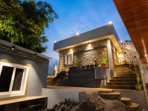 Property building, Night