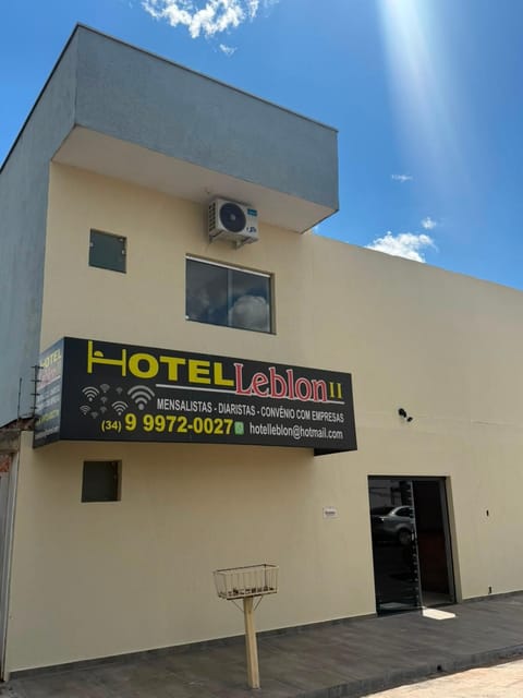 Property building, Property logo or sign, Street view