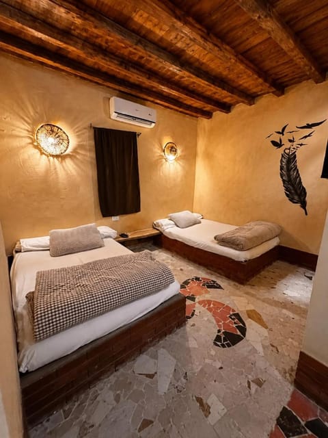 Bed, Photo of the whole room, Bedroom, air conditioner