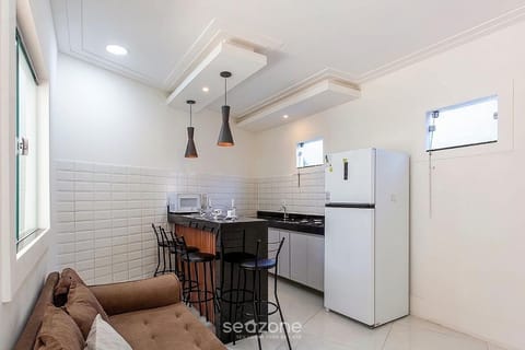 View (from property/room), Kitchen or kitchenette, Living room