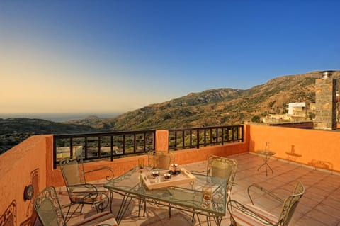 Balcony/Terrace, Mountain view, Sea view
