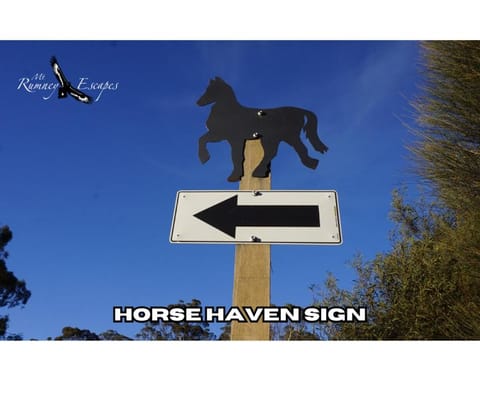 Mount Rumney Escapes - Platypus Cabin Cabin in Tasmania