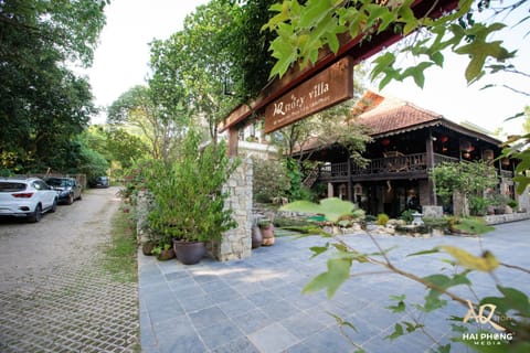 Property building, Communal lounge/ TV room, Neighbourhood