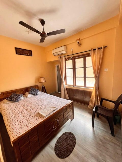 Bed, Bedroom, air conditioner