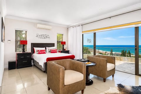 Bed, Natural landscape, View (from property/room), Balcony/Terrace, Photo of the whole room, Seating area, Beach, Bedroom, Sea view
