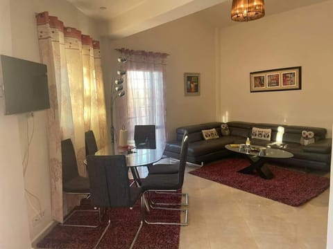 TV and multimedia, Living room, Dining area