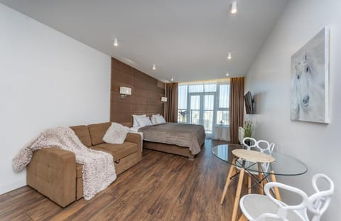 Bed, Living room, Photo of the whole room, Bedroom