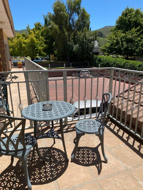 Oak Tree Lodge Nature lodge in Cape Town