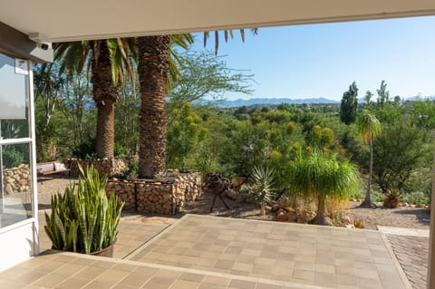 Garden view, Mountain view