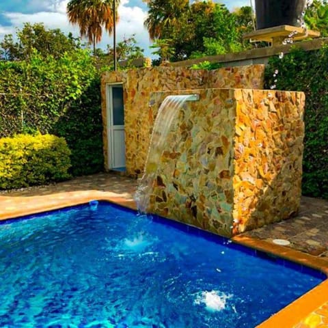 Swimming pool, Swimming pool