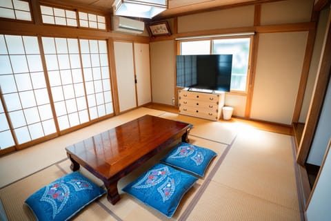 TV and multimedia, Living room