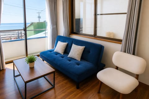 View (from property/room), Living room, Photo of the whole room, Seating area