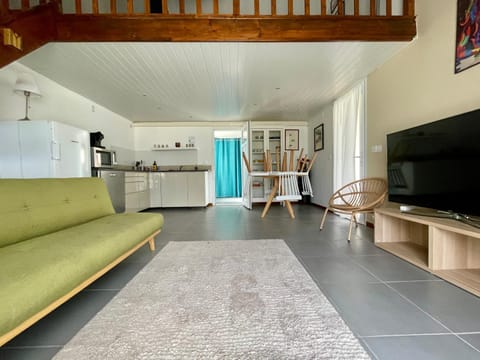 TV and multimedia, Living room