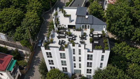 Property building, Day, Neighbourhood, Bird's eye view, Street view