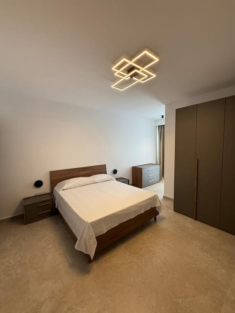 Bed, Bedroom, wardrobe