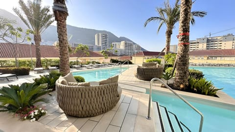 Nearby landmark, Day, Evening entertainment, Mountain view, Pool view, Swimming pool, sunbed