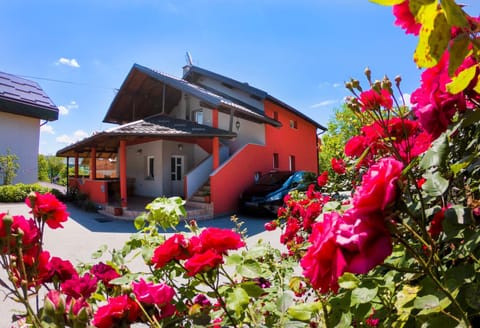 Apartment Kolaković Apartment in Lika-Senj County