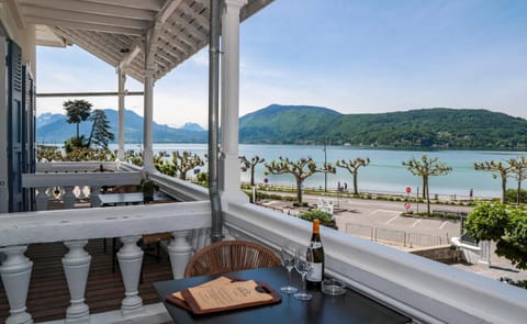 Balcony/Terrace, Lake view