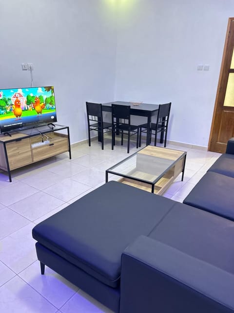 TV and multimedia, Living room, Dining area