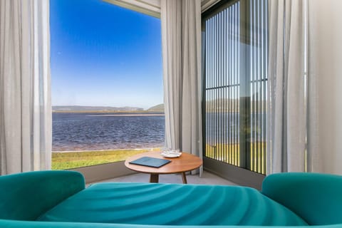 View (from property/room), Seating area, Lake view, Landmark view