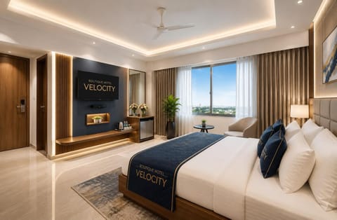 Bed, Seating area, Bedroom