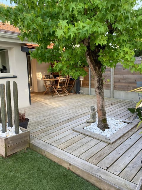 Garden, Garden view