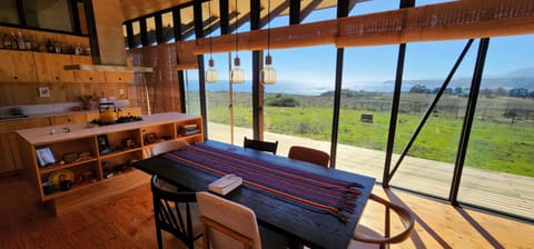 Natural landscape, Kitchen or kitchenette, Dining area, Sea view