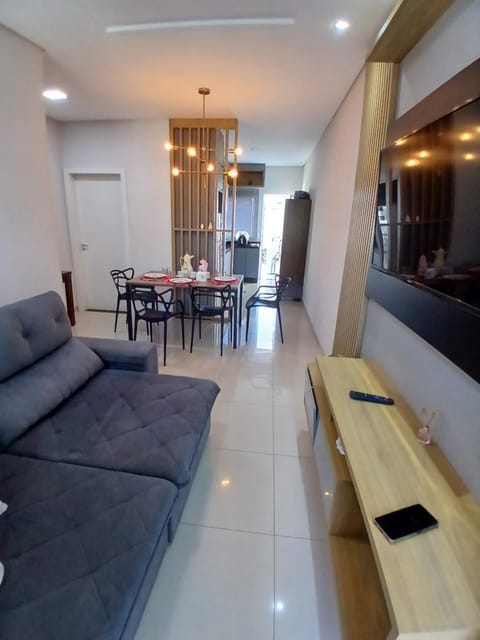 TV and multimedia, Seating area, Dining area