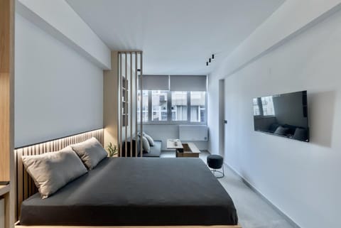Bed, Photo of the whole room, Seating area, Evening entertainment, Bedroom