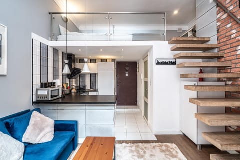 Kitchen or kitchenette, Living room, Seating area