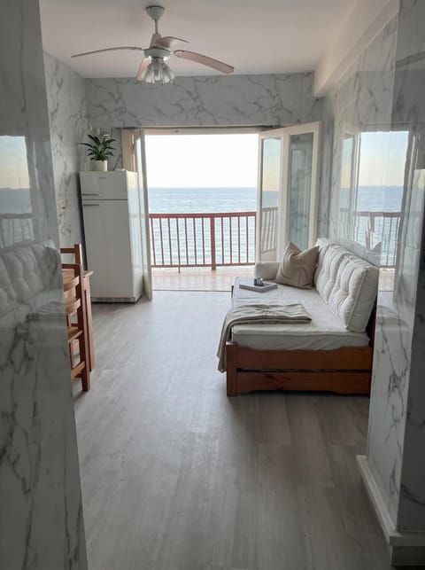 View (from property/room), Living room, Sea view