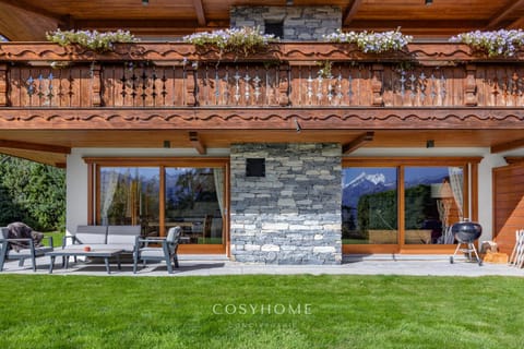 Property building, Spring, Day, Garden, Garden view