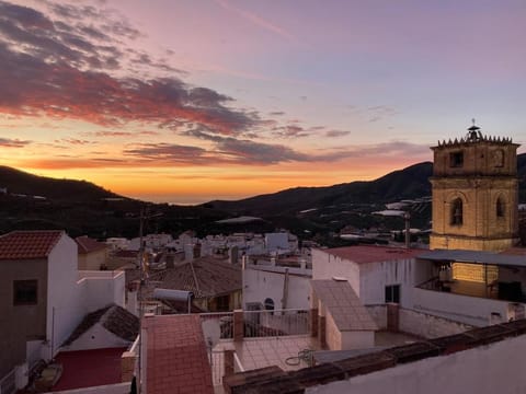 Patio, Natural landscape, City view, Mountain view, Sea view, Sunset