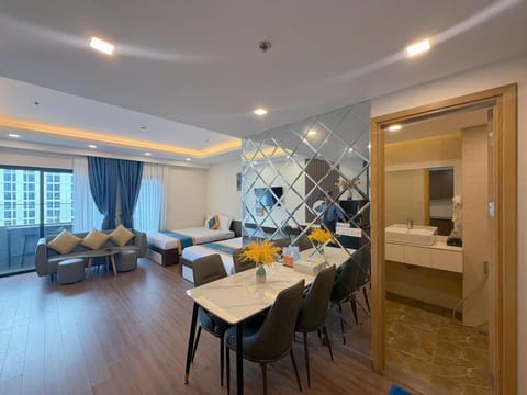 Living room, Bedroom