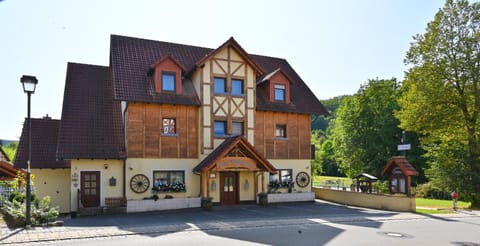 Property building, Parking
