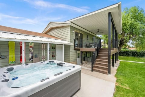 Hot Tub
