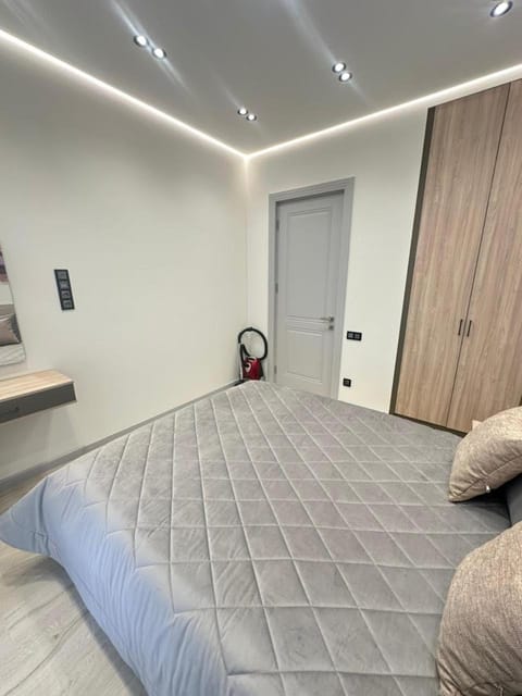 Bed, Bedroom, wardrobe