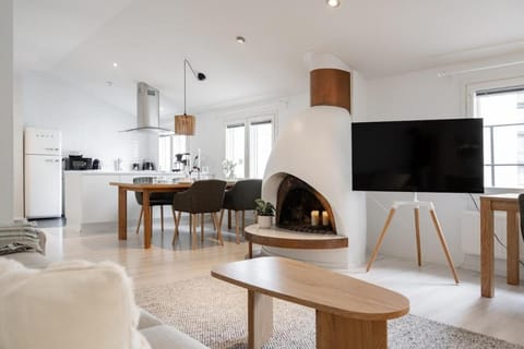 TV and multimedia, Living room, Dining area