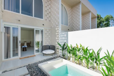 Balcony/Terrace, Swimming pool