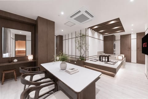 TV and multimedia, Living room, Dining area, Meals