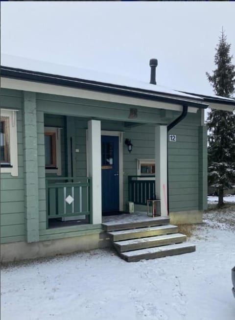 Property building, Day, Winter