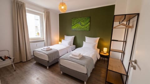 Bed, TV and multimedia, Photo of the whole room, Bedroom, heating, internet, towels, wardrobe